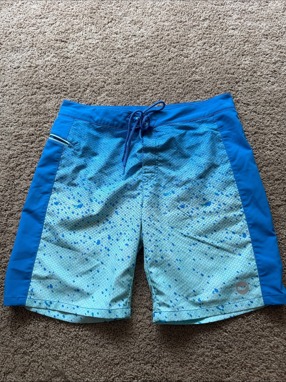 Vineyard vines men’s size 34 board shorts